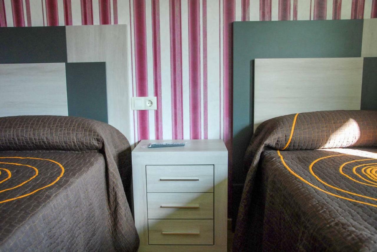 Apartamentos Loncho 菲尼斯特雷 外观 照片