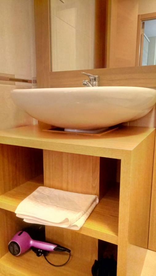 Apartamentos Loncho 菲尼斯特雷 外观 照片